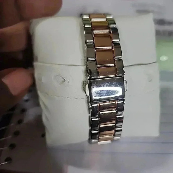 Juicy Couture Y2k Two toned watch with rhinestones - Picture 10 of 10